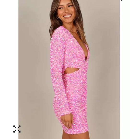 Pink Sequins Mini Dress 🩷 - Picture 4 of 9